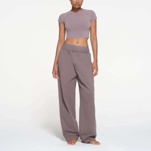 Skims Muted Purple Short Sleeve Cropped Top - Picture 1 of 5